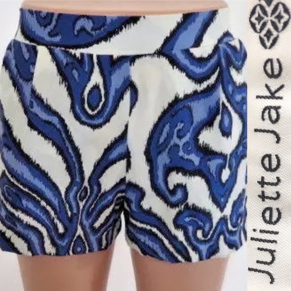 Juliette Jake 100% Silk White & Blue Print Shorts - Picture 2 of 5